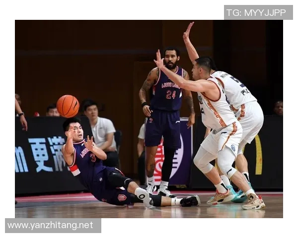 广州篮球队在冠军赛中的默契配合与战术执行分析