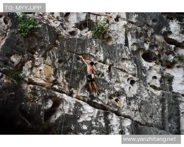 黄秀英的攀岩人生探索与深度对话揭示勇气与坚持的力量 黄秀英的攀岩人生探索与深度对话揭示勇气与坚持的力量